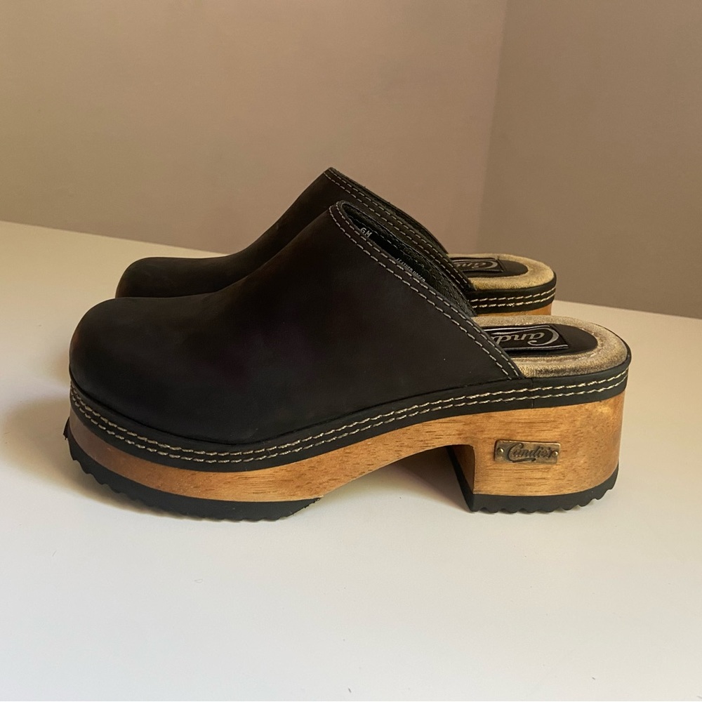 vintage 90s candie's black wooden clog